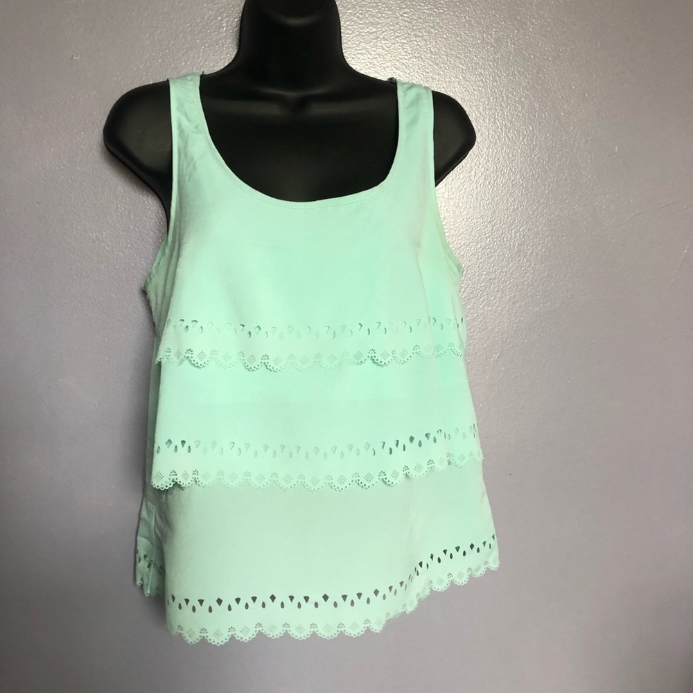 Candies seafoam green layered tank top size medium